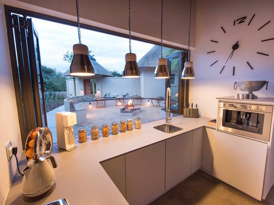 Villa Kudu Kitchen with Boma at backside