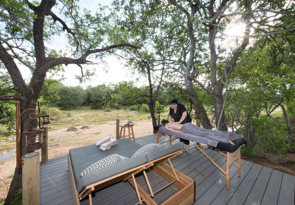 Villa Kudu massage on the deck